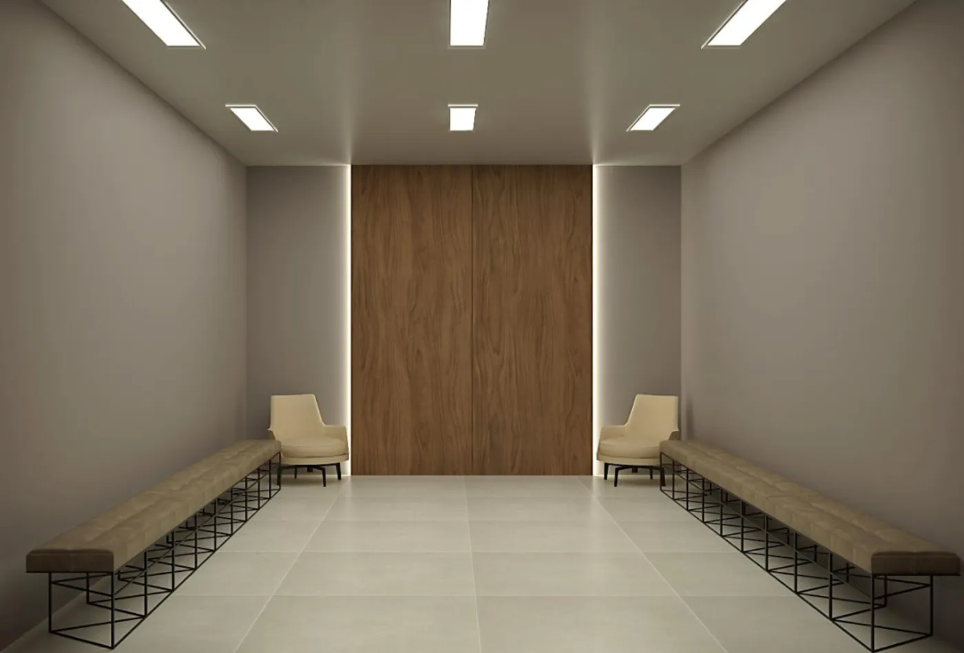 Capela de despedida com bancos de madeira e painel central
